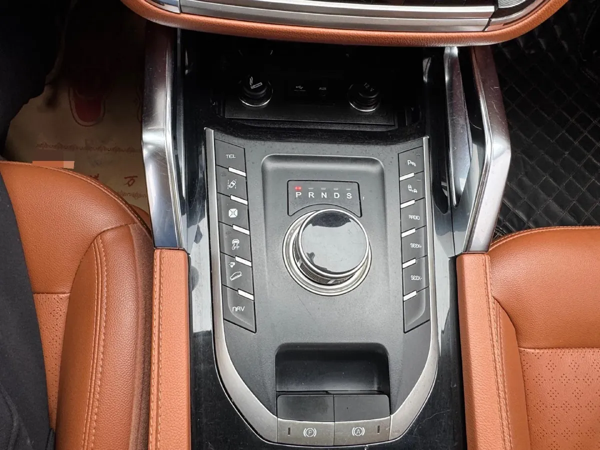 2018 Zotye T700 1.8T 177HP L4 6DCT,autocango,china used car exporter,china ev exporter,chinese used car exporter,chinese used ev exporter