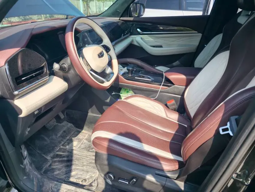 2021 Geely Monjaro 2.0T 218HP L4 7DCT,autocango,china used car exporter,china ev exporter,chinese used car exporter,chinese used ev exporter