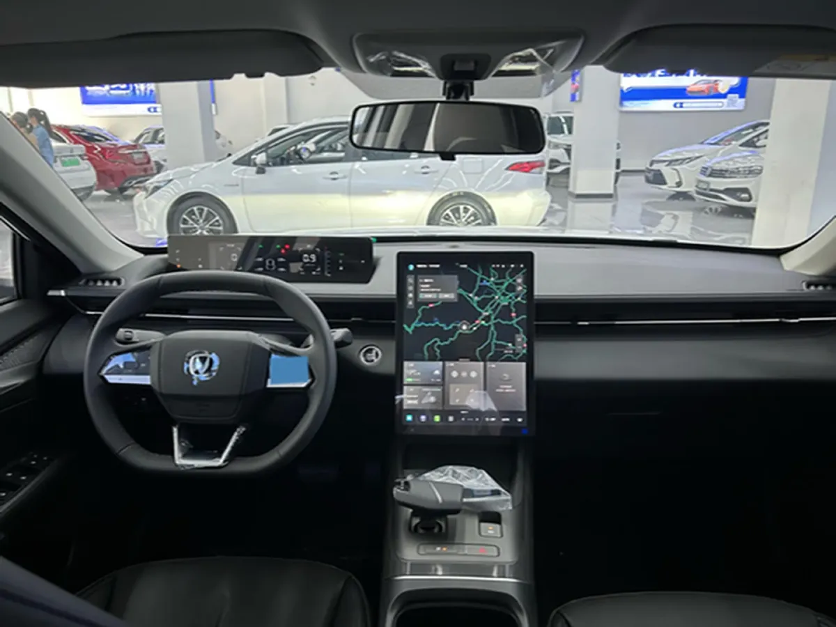 2025 ChangAn Eado 1.5T 192HP L4 7DCT,autocango,china used car exporter,china ev exporter,chinese used car exporter,chinese used ev exporter