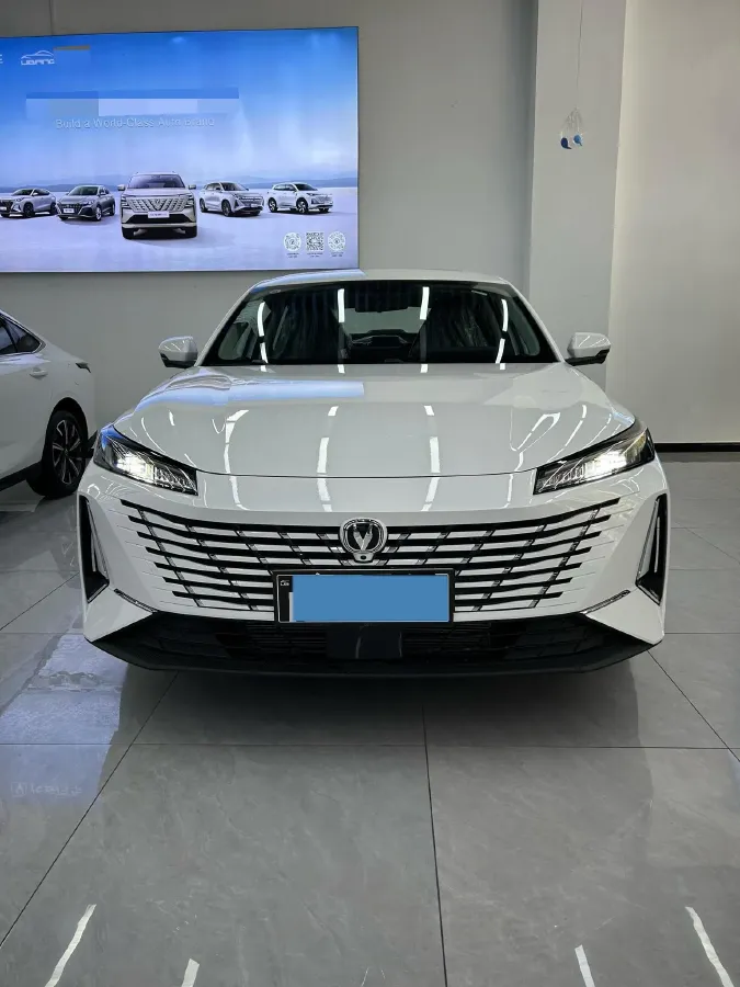 2025 ChangAn Eado 1.5T 192HP L4 7DCT,autocango,china used car exporter,china ev exporter,chinese used car exporter,chinese used ev exporter