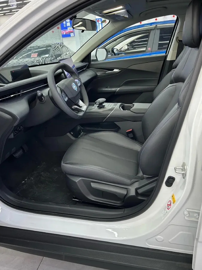 2025 ChangAn Eado 1.5T 192HP L4 7DCT,autocango,china used car exporter,china ev exporter,chinese used car exporter,chinese used ev exporter