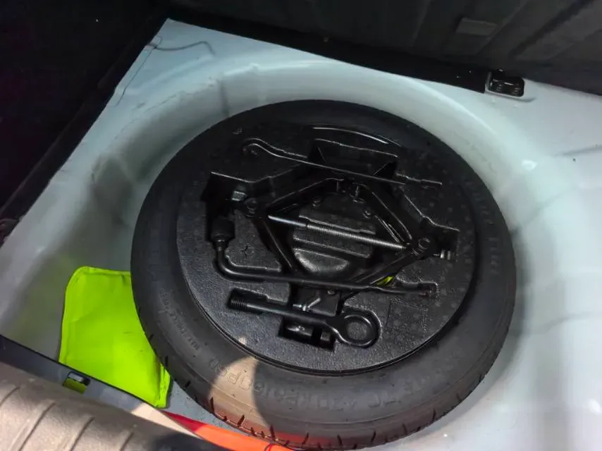 2019 Kia KX1 1.4L 100HP L4 6AT,autocango,china used car exporter,china ev exporter,chinese used car exporter,chinese used ev exporter