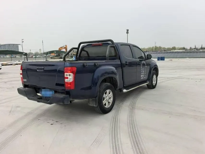 2022 Isuzu RE-MAX Jim 2.8T 120HP L4 5MT,autocango,china used car exporter,china ev exporter,chinese used car exporter,chinese used ev exporter