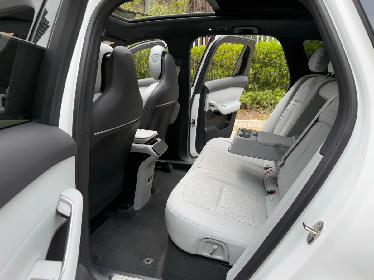 2023 NIO ES6 BEV 75KWH,autocango,china used car exporter,china ev exporter,chinese used car exporter,chinese used ev exporter