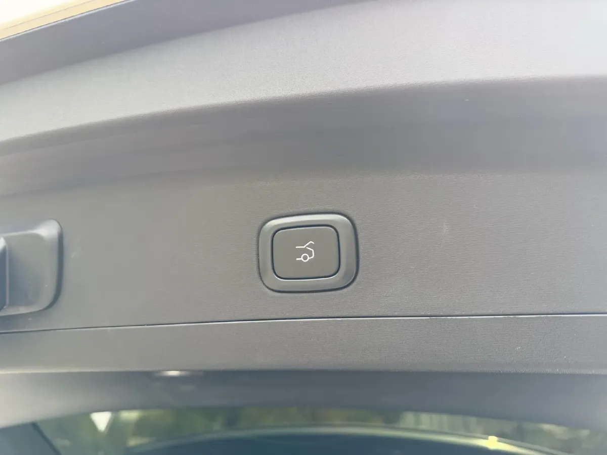 2023 NIO ES6 BEV 75KWH,autocango,china used car exporter,china ev exporter,chinese used car exporter,chinese used ev exporter