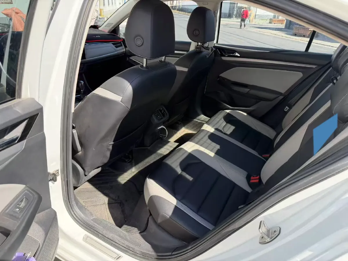 2023 Volkswagen Bora 1.5T 160HP L4 7DCT,autocango,china used car exporter,china ev exporter,chinese used car exporter,chinese used ev exporter