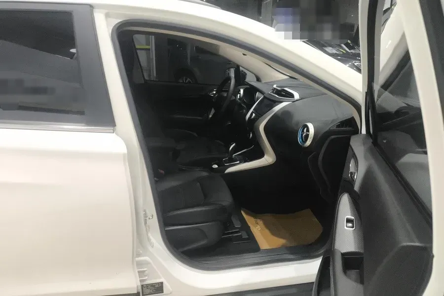 2018 BYD Yuan BEV 42KWH,autocango,china used car exporter,china ev exporter,chinese used car exporter,chinese used ev exporter