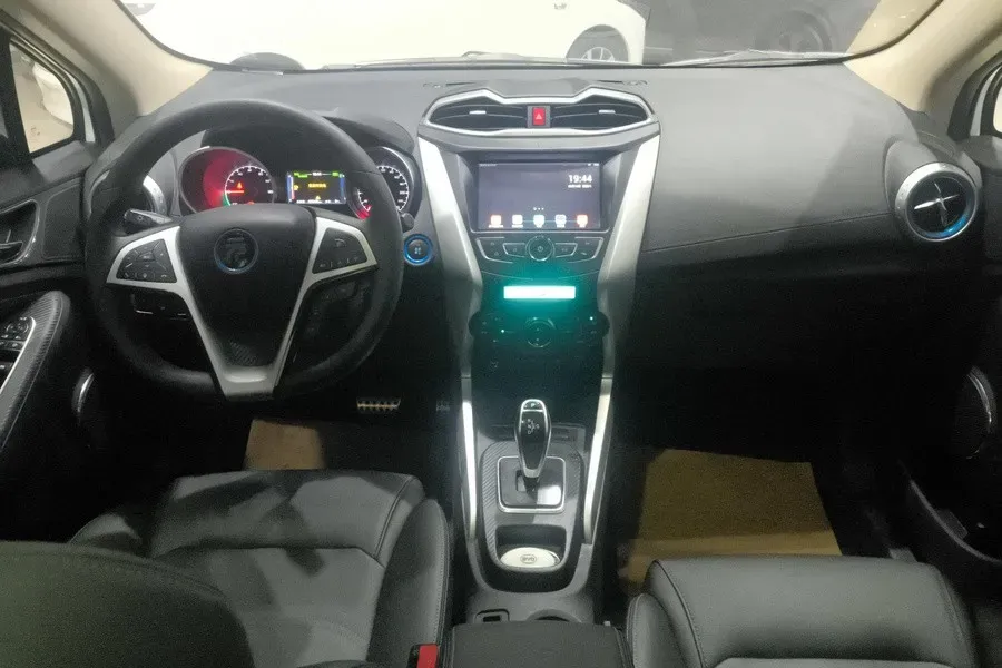 2018 BYD Yuan BEV 42KWH,autocango,china used car exporter,china ev exporter,chinese used car exporter,chinese used ev exporter