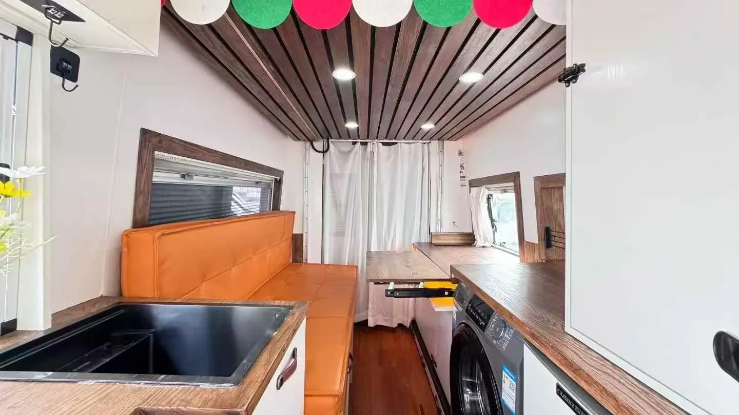 2022 MAXUS XinTu V90 2.0T 150HP L4 6AT,autocango,china used car exporter,china ev exporter,chinese used car exporter,chinese used ev exporter