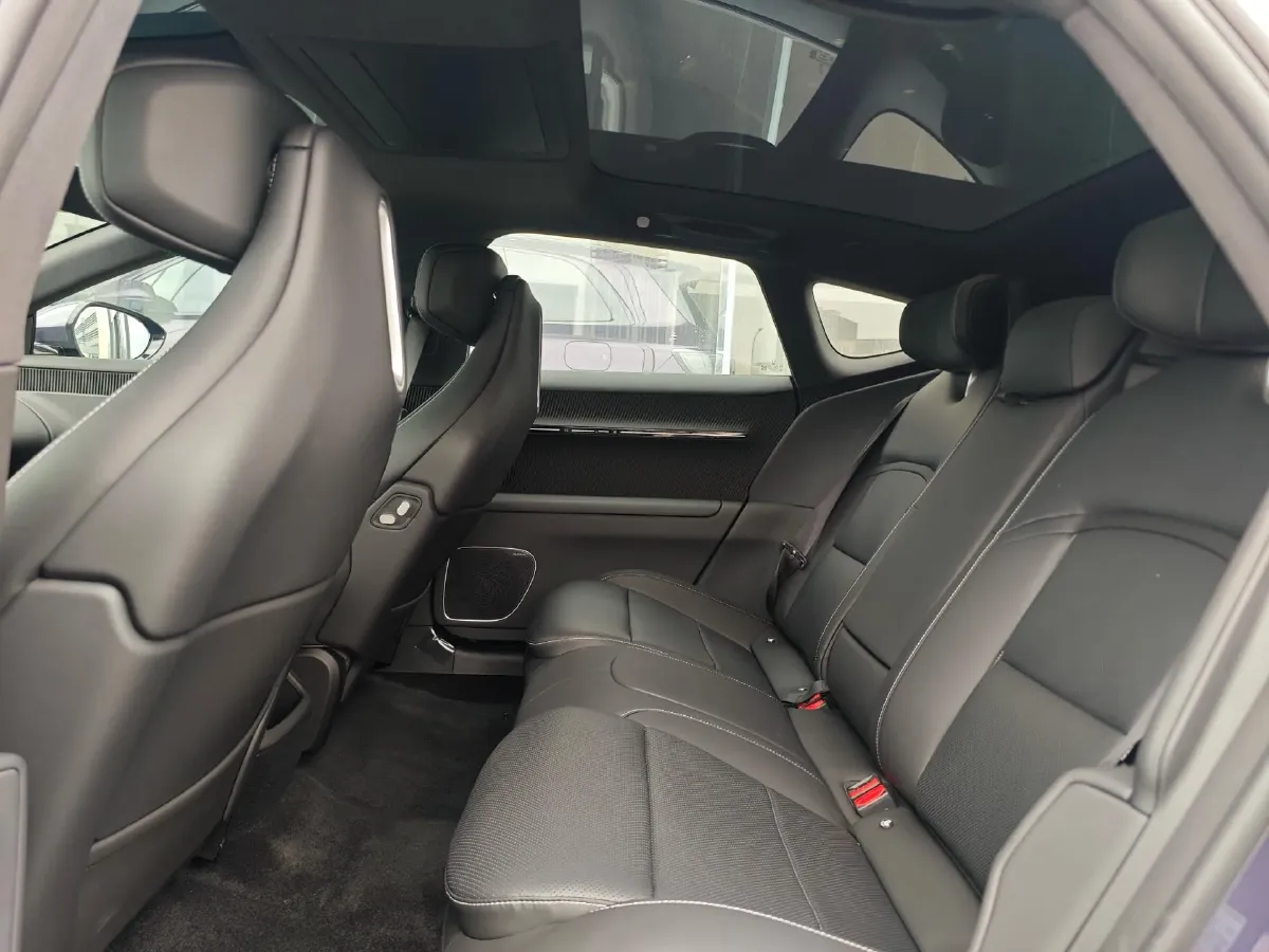 2025 Avatr 12 BEV 94.53KWH,autocango,china used car exporter,china ev exporter,chinese used car exporter,chinese used ev exporter