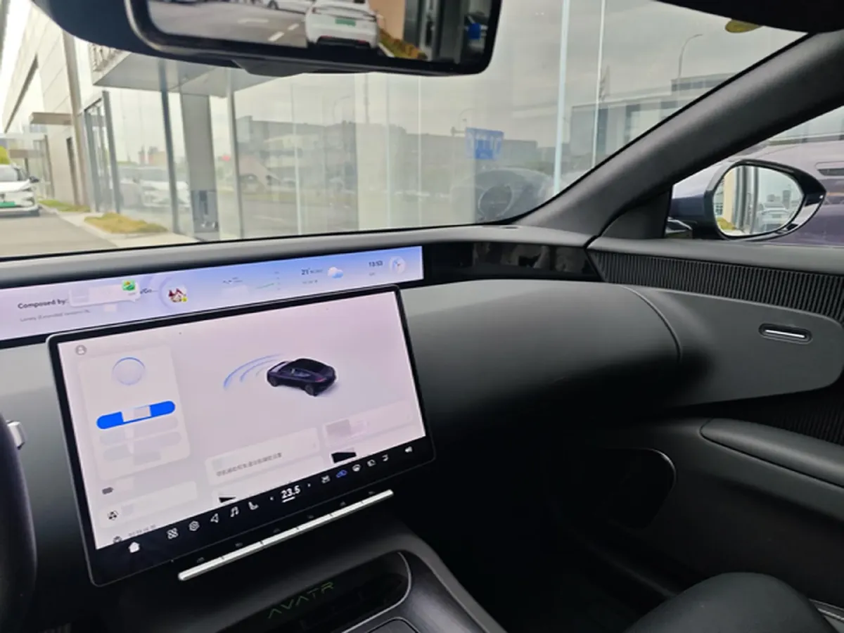 2025 Avatr 12 BEV 94.53KWH,autocango,china used car exporter,china ev exporter,chinese used car exporter,chinese used ev exporter