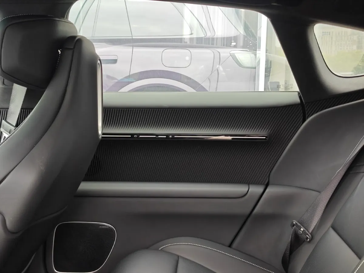 2025 Avatr 12 BEV 94.53KWH,autocango,china used car exporter,china ev exporter,chinese used car exporter,chinese used ev exporter