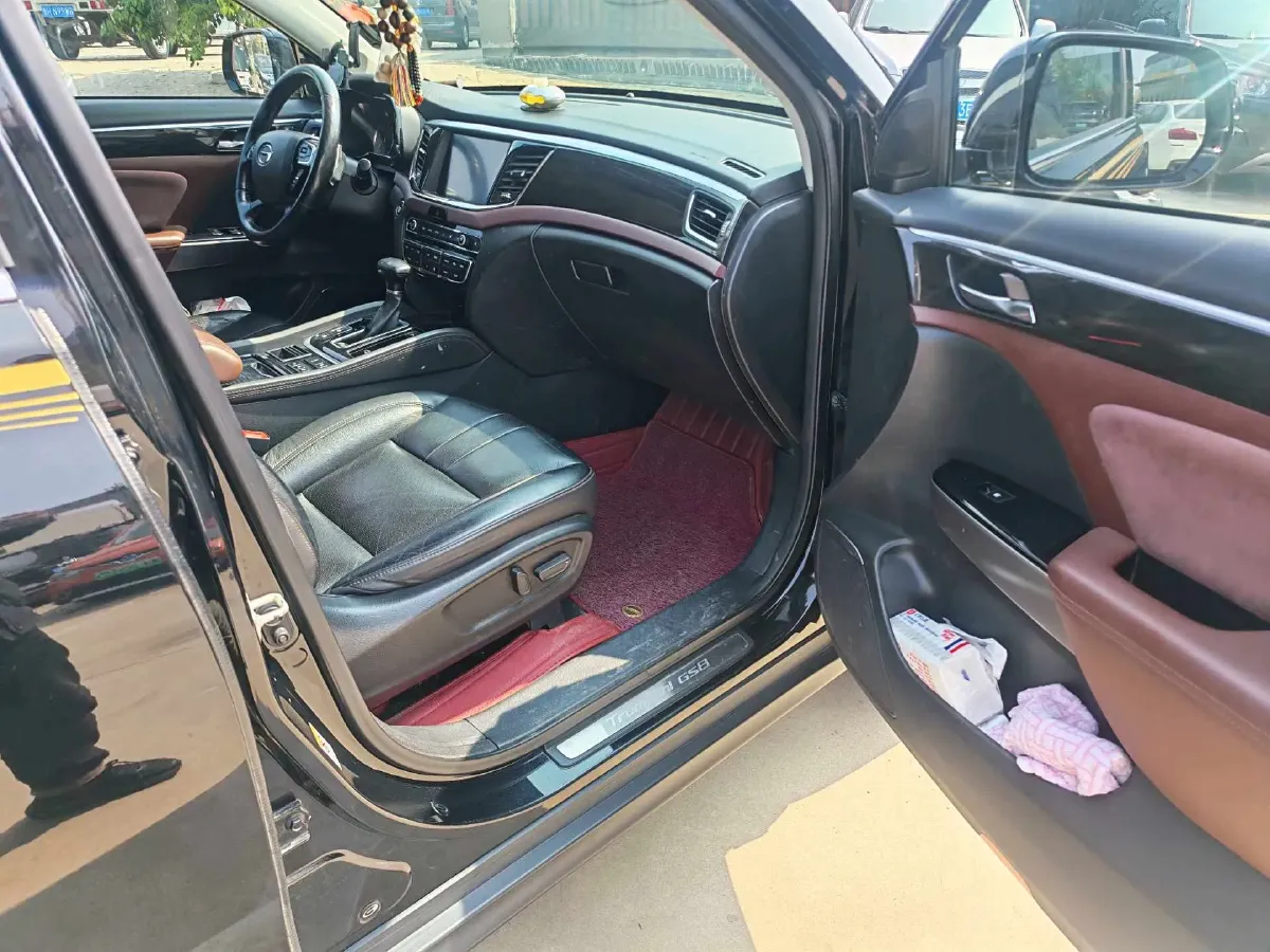 2017 GAC Trumpchi GS8 2.0T 201HP L4 6AT,autocango,china used car exporter,china ev exporter,chinese used car exporter,chinese used ev exporter