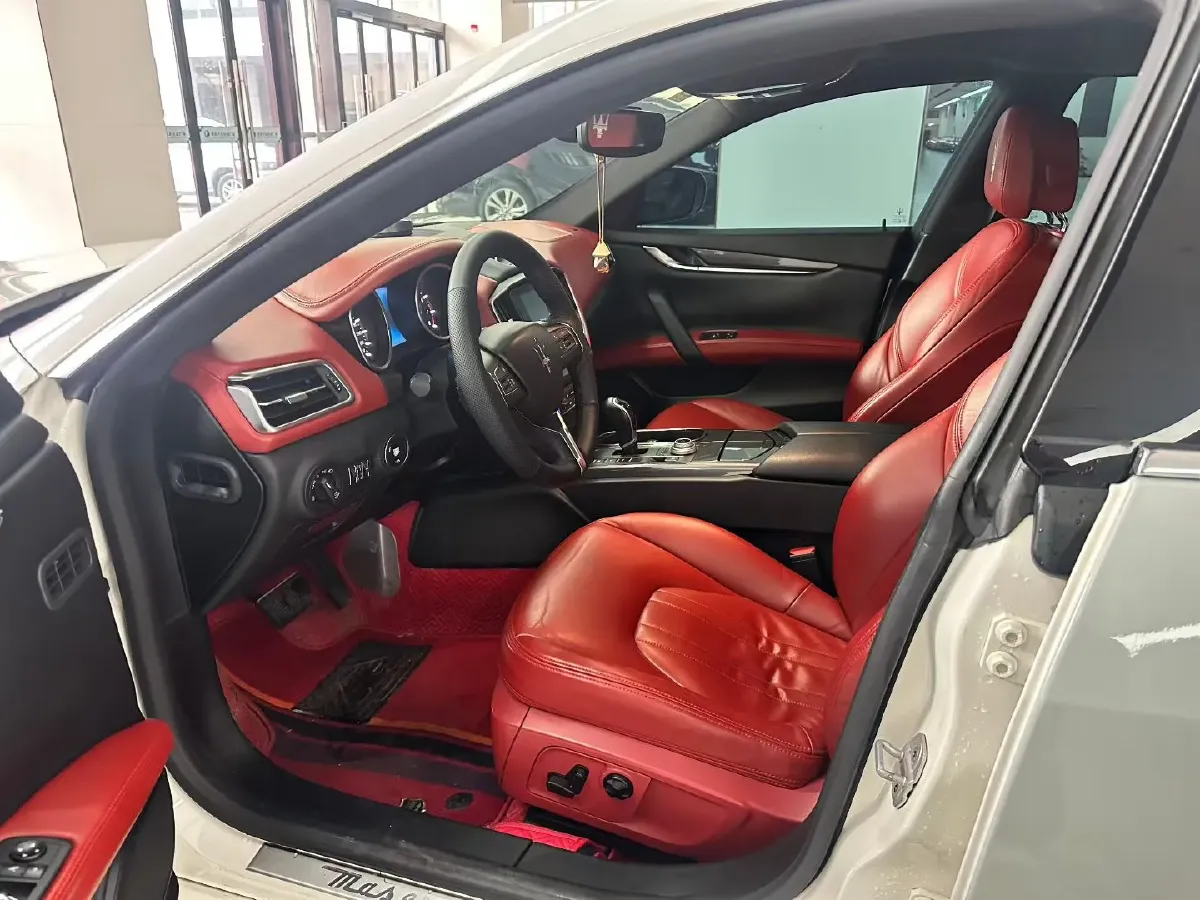 2018 Maserati Ghibli 3.0T 350HP V6 8AT,autocango,china used car exporter,china ev exporter,chinese used car exporter,chinese used ev exporter