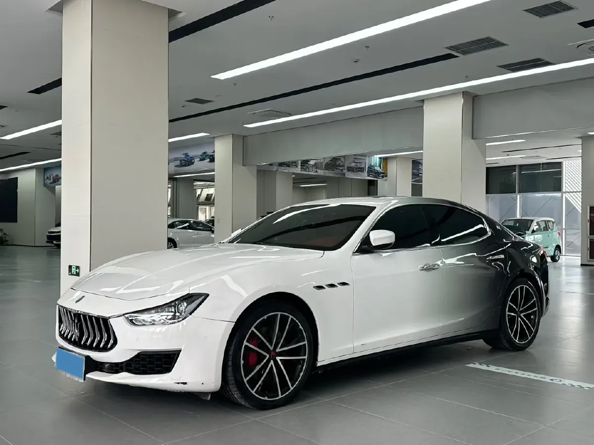 2018 Maserati Ghibli 3.0T 350HP V6 8AT,autocango,china used car exporter,china ev exporter,chinese used car exporter,chinese used ev exporter