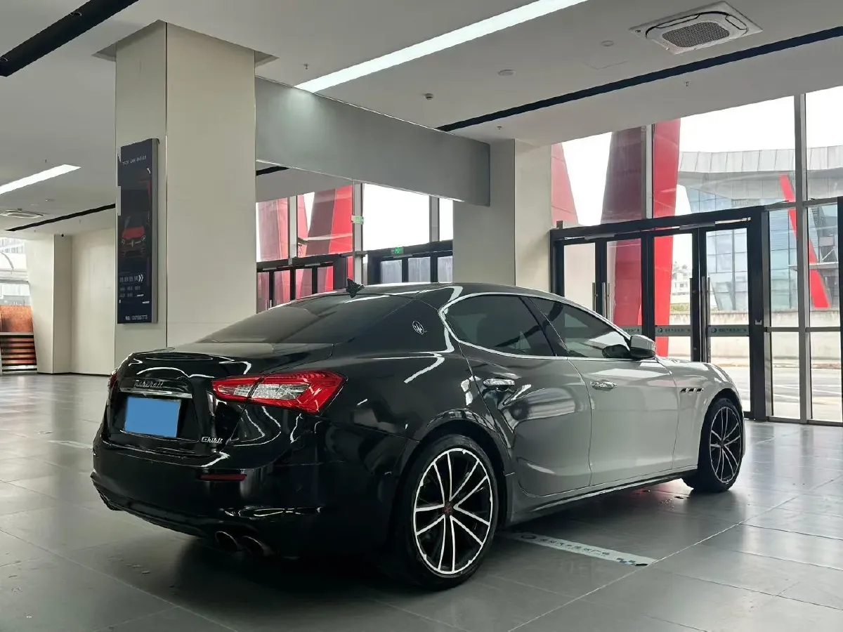 2018 Maserati Ghibli 3.0T 350HP V6 8AT,autocango,china used car exporter,china ev exporter,chinese used car exporter,chinese used ev exporter