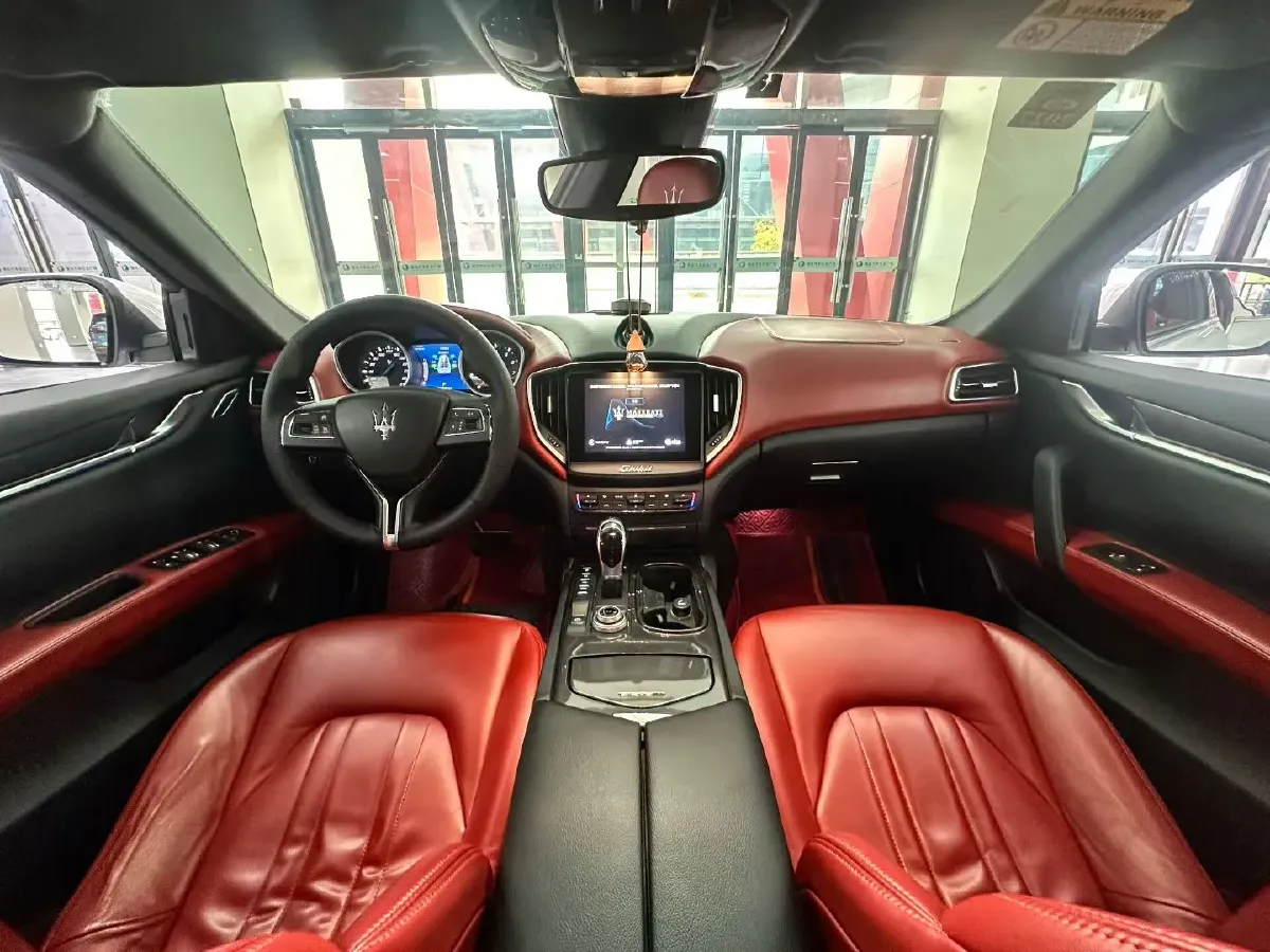 2018 Maserati Ghibli 3.0T 350HP V6 8AT,autocango,china used car exporter,china ev exporter,chinese used car exporter,chinese used ev exporter