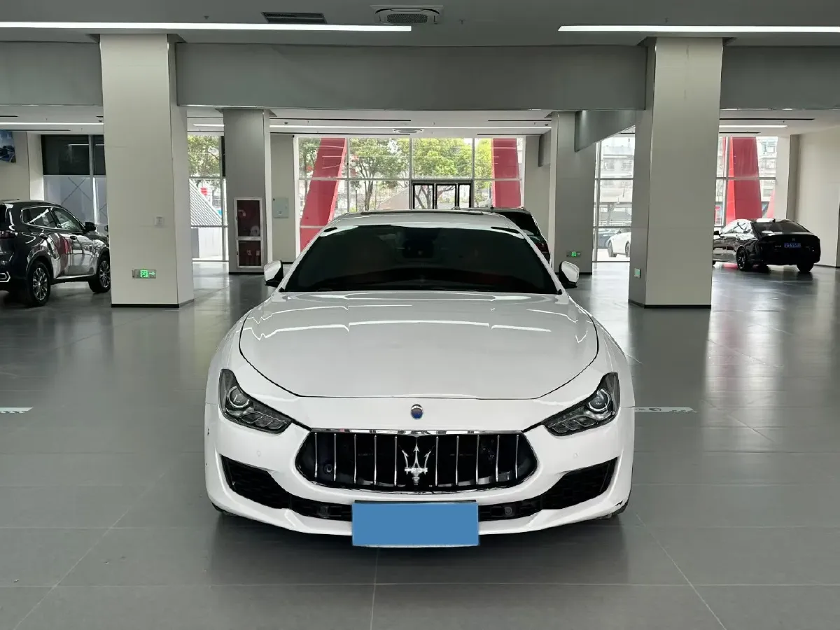 2018 Maserati Ghibli 3.0T 350HP V6 8AT,autocango,china used car exporter,china ev exporter,chinese used car exporter,chinese used ev exporter