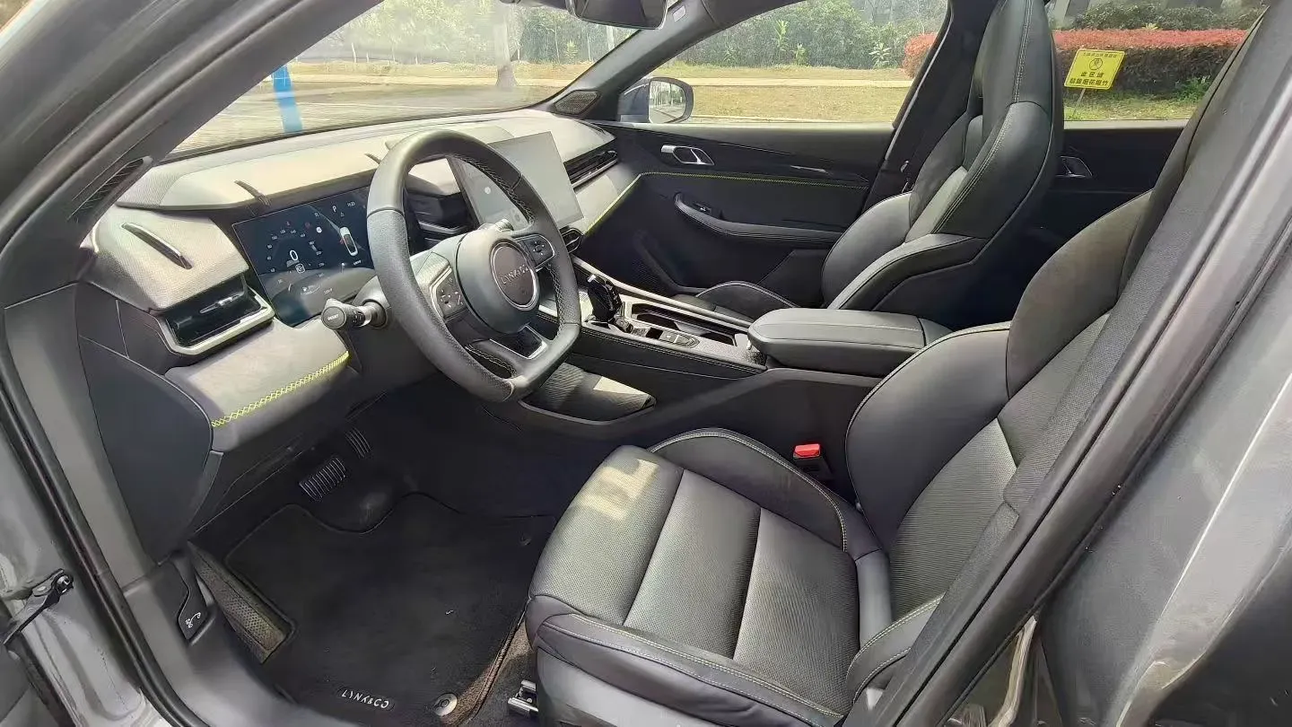 2023 Haval H5 2.0T 224HP L4 8AT,autocango,china used car exporter,china ev exporter,chinese used car exporter,chinese used ev exporter