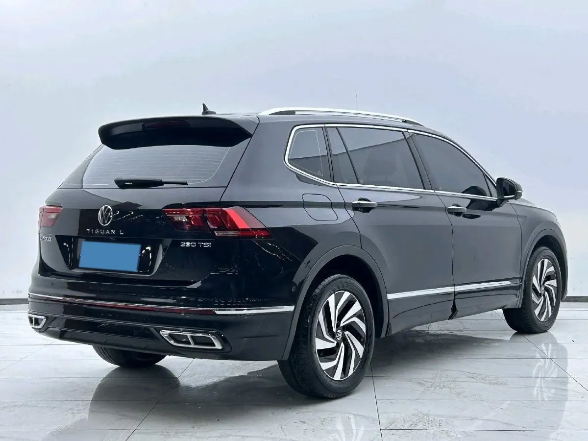 2024 Volkswagen Tiguan L 2.0T 186HP L4 7DCT,autocango,china used car exporter,china ev exporter,chinese used car exporter,chinese used ev exporter