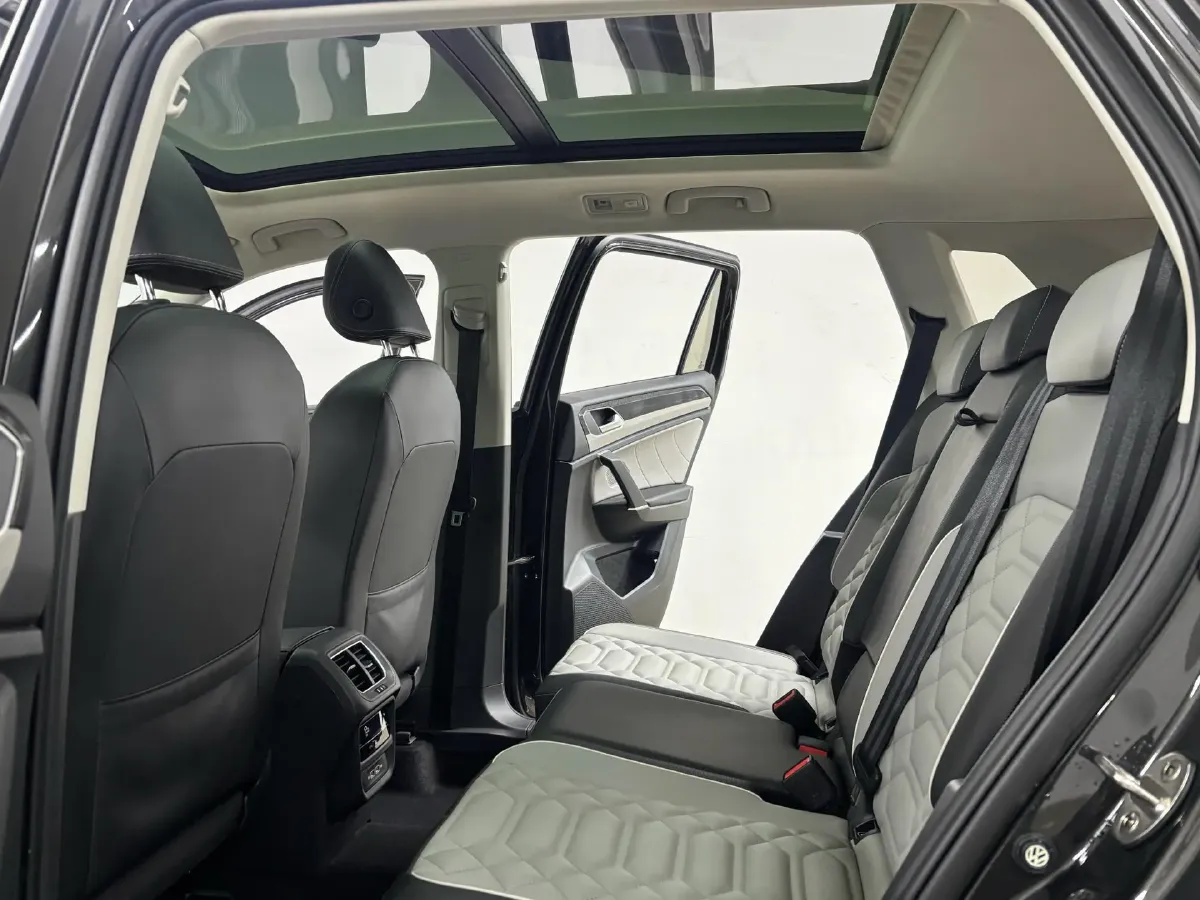 2022 Volkswagen Tayron 1.4T 150HP L4 7DCT,autocango,china used car exporter,china ev exporter,chinese used car exporter,chinese used ev exporter