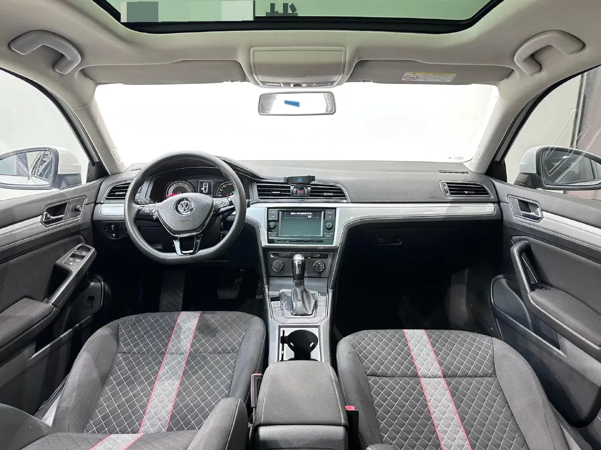 2019 Volkswagen T-Cross 1.4T 150HP L4 7DCT,autocango,china used car exporter,china ev exporter,chinese used car exporter,chinese used ev exporter