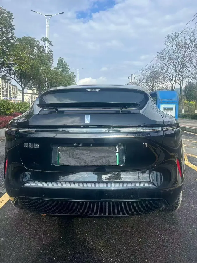 2025 Avatr 11 1.5T 156HP L4 REEV 39.05KWH,autocango,china used car exporter,china ev exporter,chinese used car exporter,chinese used ev exporter