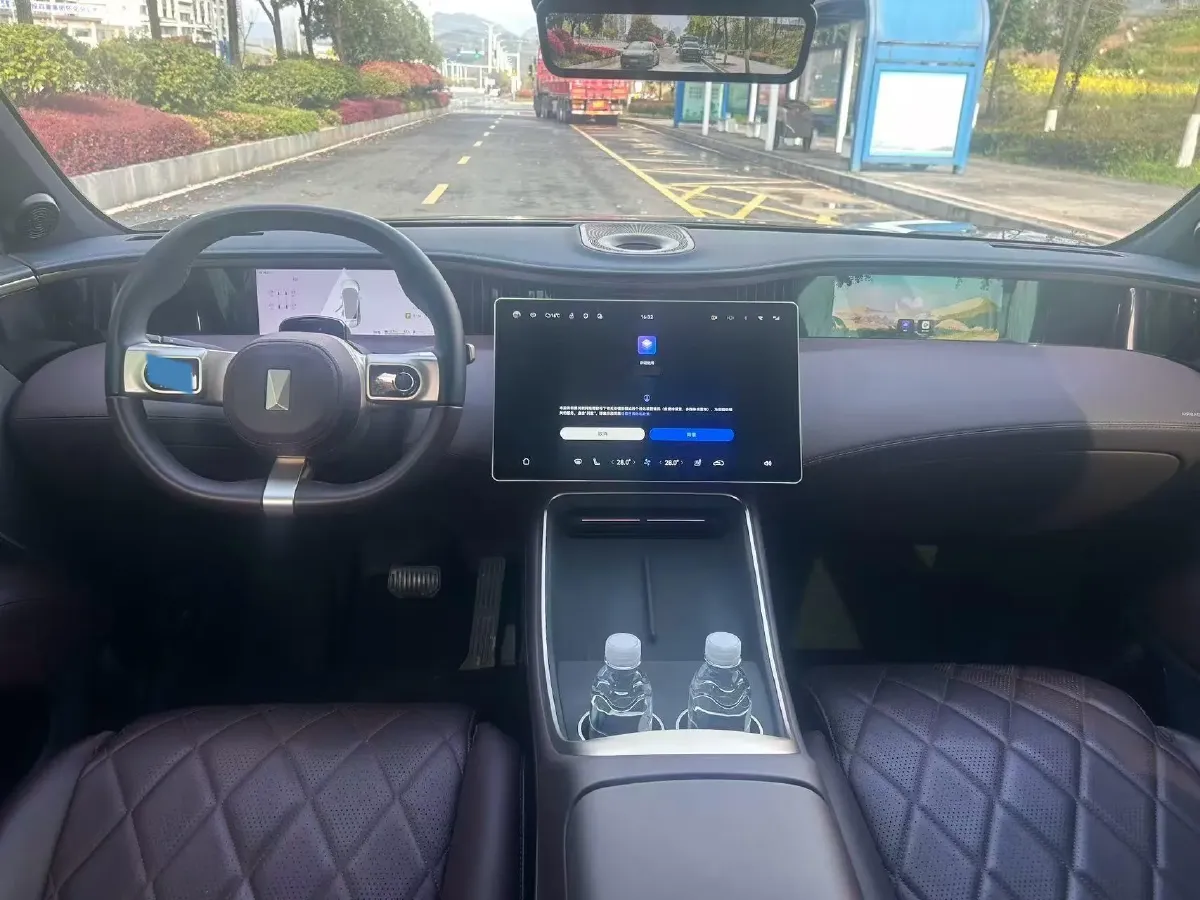 2025 Avatr 11 1.5T 156HP L4 REEV 39.05KWH,autocango,china used car exporter,china ev exporter,chinese used car exporter,chinese used ev exporter