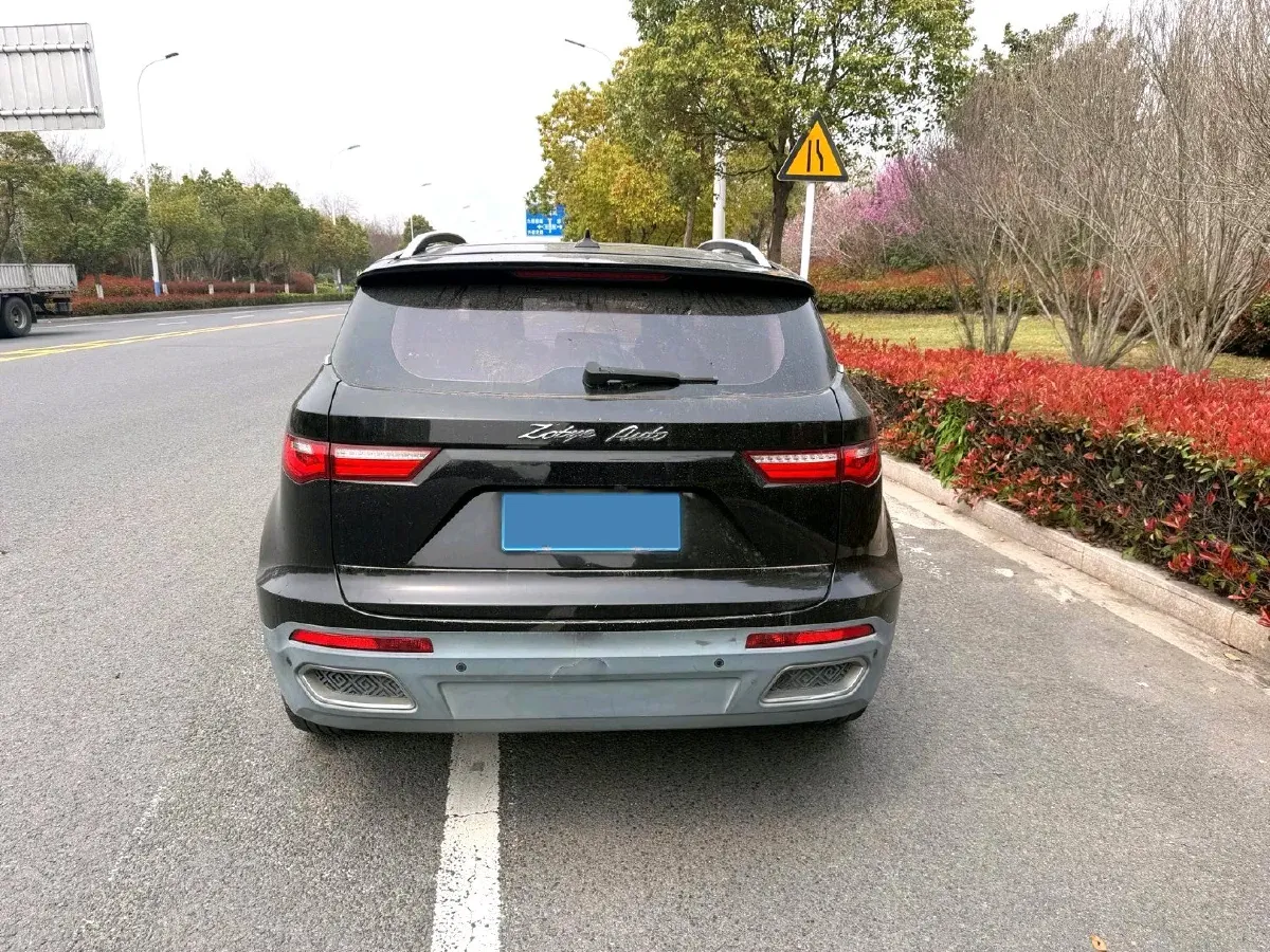 2017 Zotye T700 1.8T 177HP L4 6DCT,autocango,china used car exporter,china ev exporter,chinese used car exporter,chinese used ev exporter