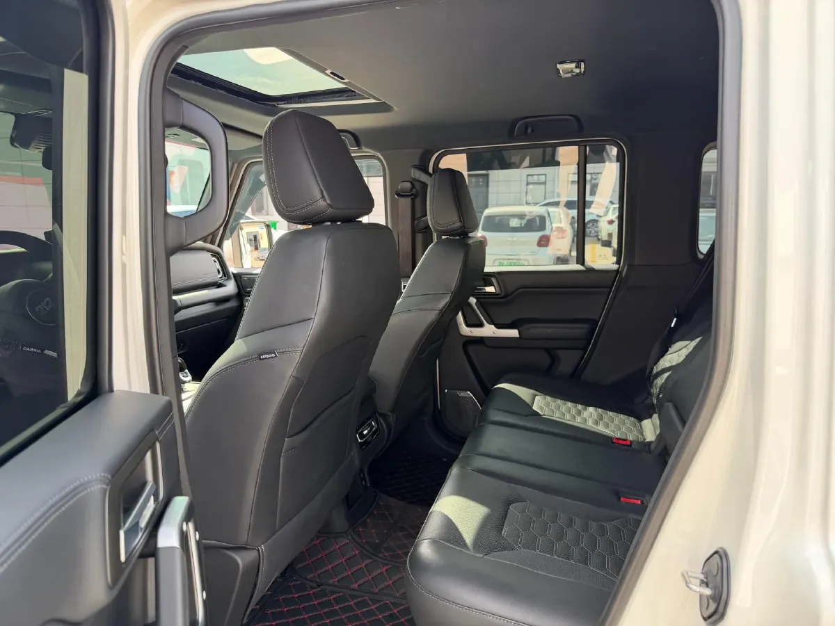 2024 212 212 T01 2.0T 252HP L4 8AT,autocango,china used car exporter,china ev exporter,chinese used car exporter,chinese used ev exporter