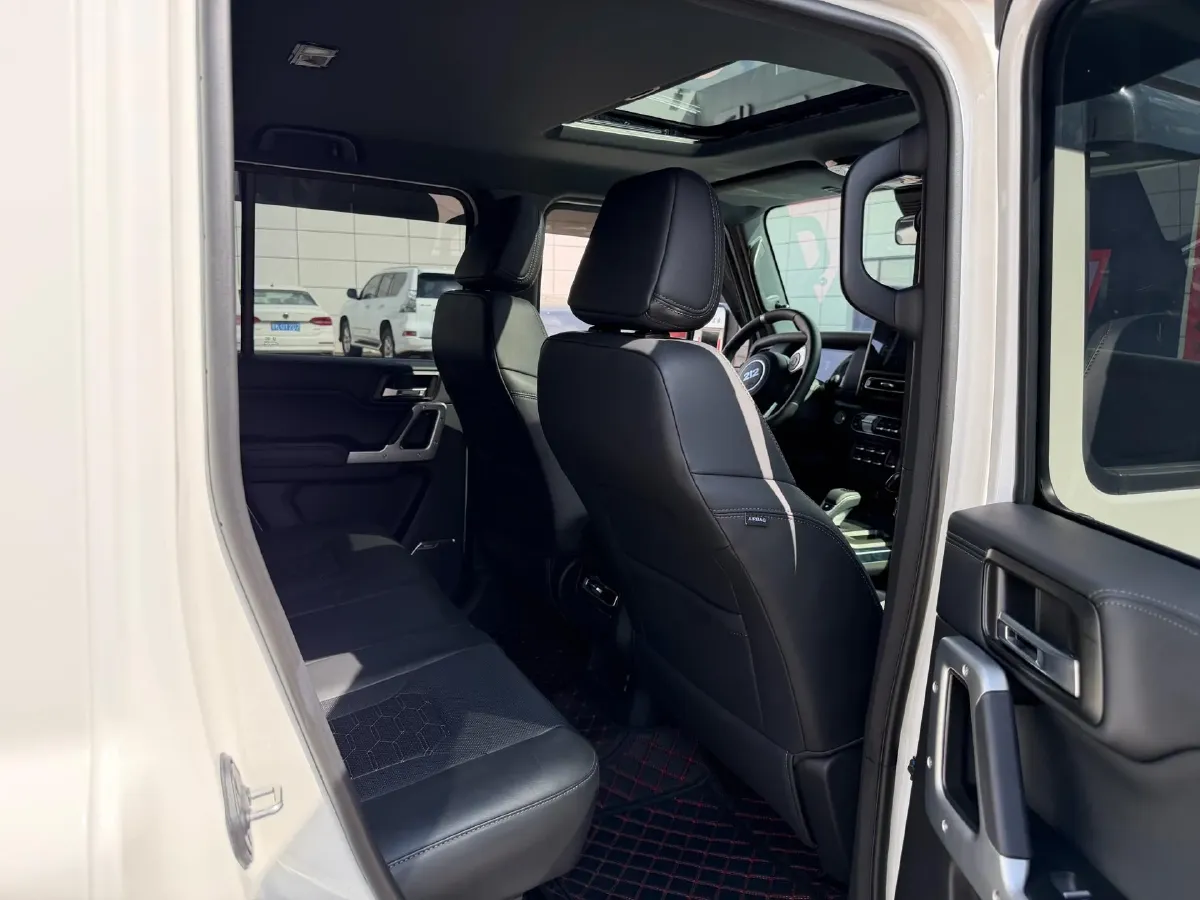 2024 212 212 T01 2.0T 252HP L4 8AT,autocango,china used car exporter,china ev exporter,chinese used car exporter,chinese used ev exporter