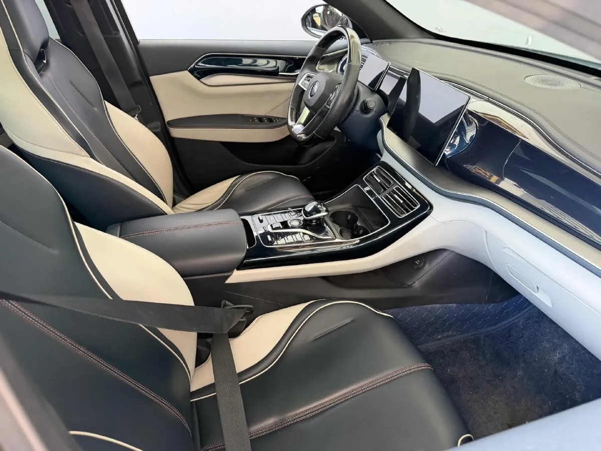 2021 Haval F7 1.5T 169HP L4 7DCT,autocango,china used car exporter,china ev exporter,chinese used car exporter,chinese used ev exporter