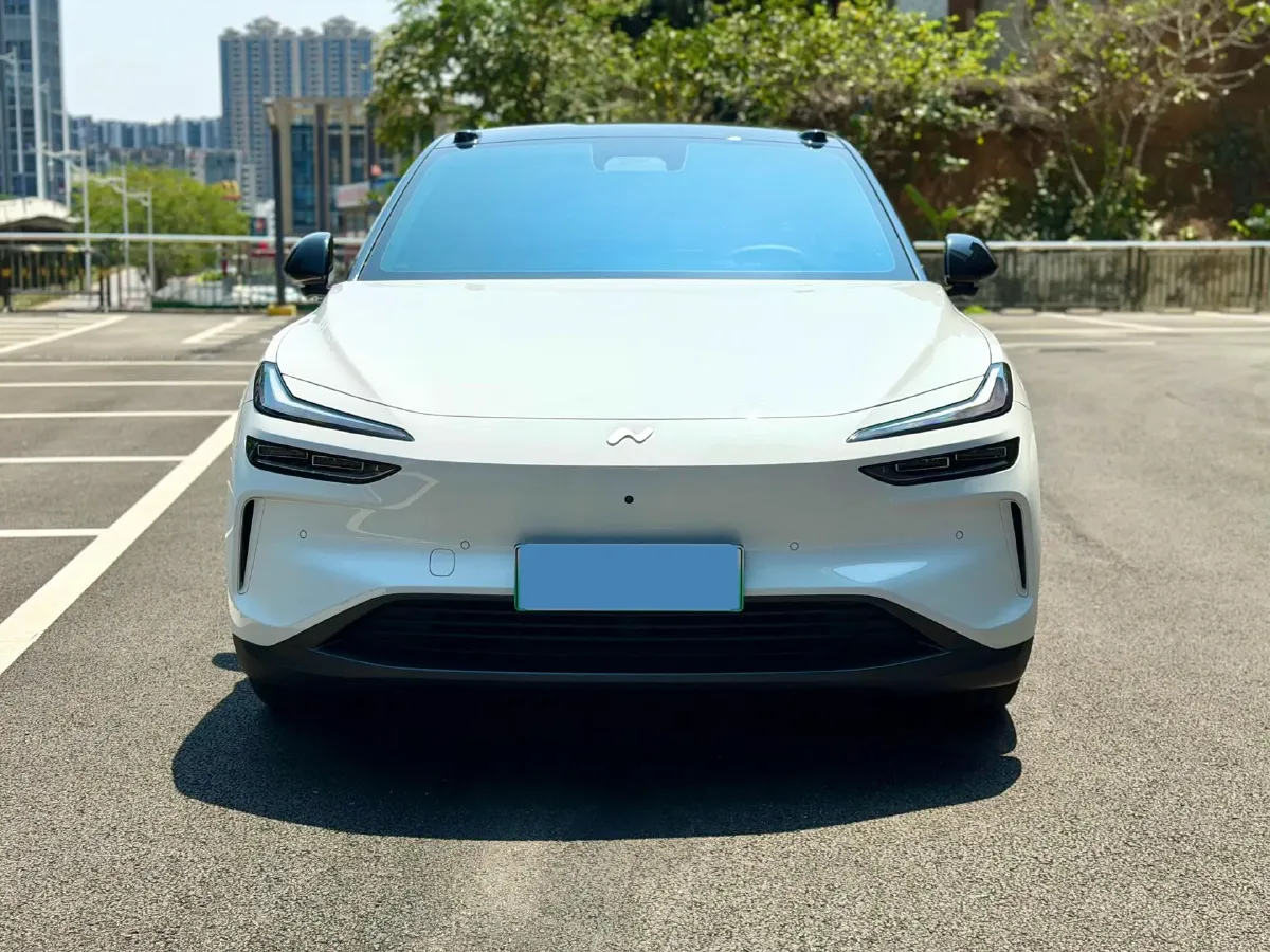 2024 IM L6 BEV 75KWH,autocango,china used car exporter,china ev exporter,chinese used car exporter,chinese used ev exporter