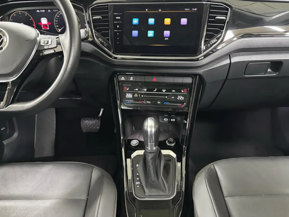 2021 Volkswagen T-Roc 1.4T 150HP L4 7DCT,autocango,china used car exporter,china ev exporter,chinese used car exporter,chinese used ev exporter