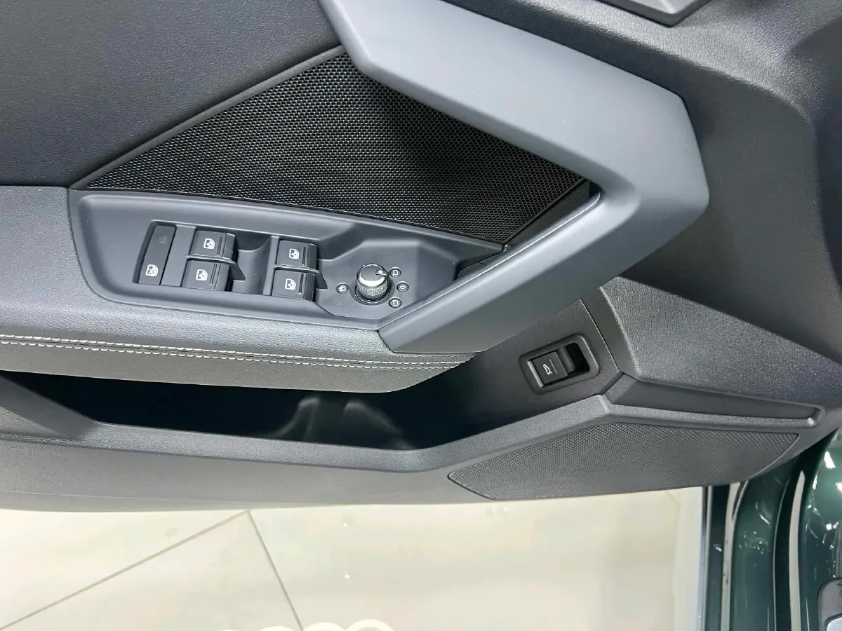 2022 Audi A3 1.4T 150HP L4 7DCT,autocango,china used car exporter,china ev exporter,chinese used car exporter,chinese used ev exporter