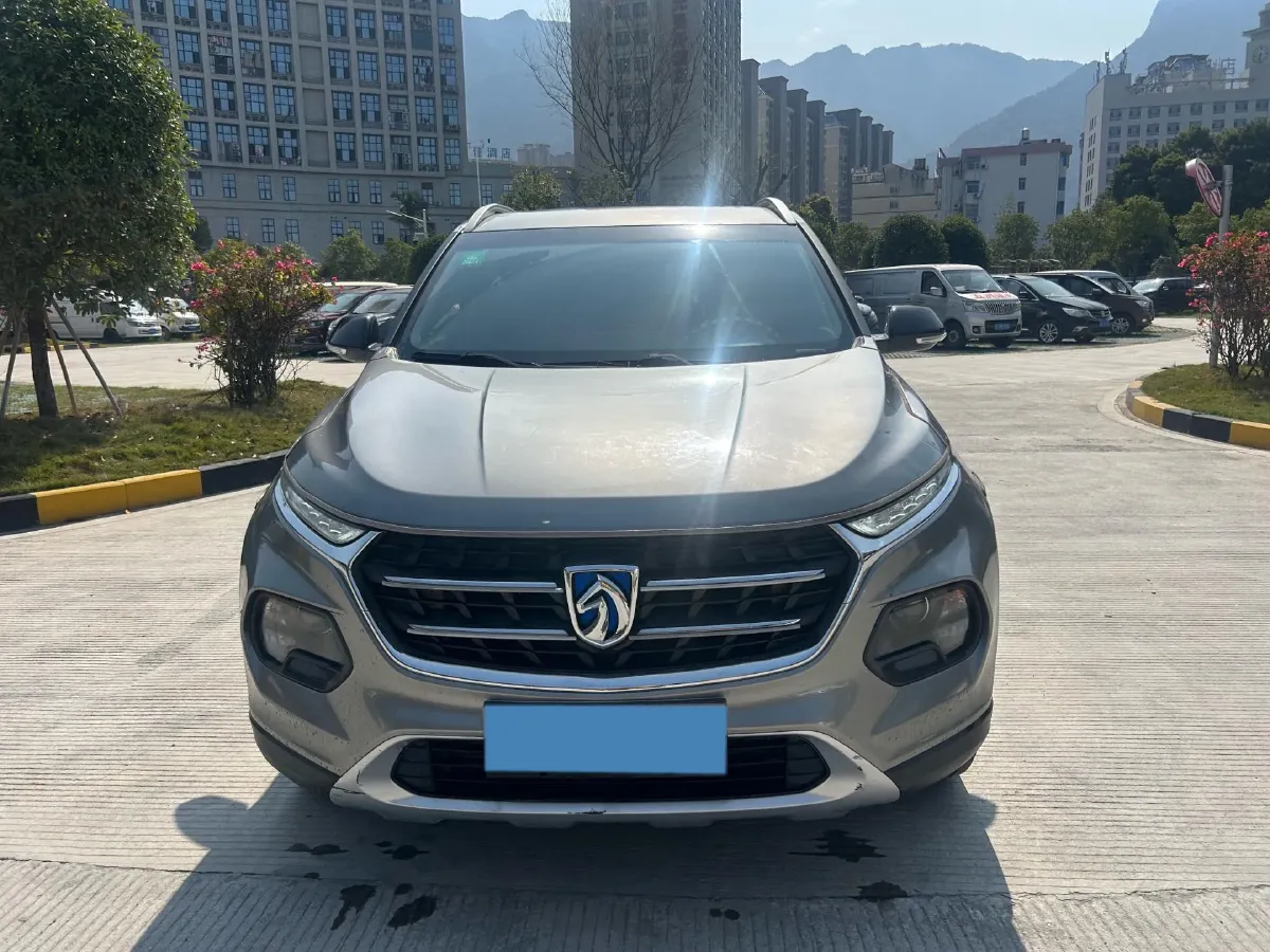 2017 HaiMa S5 Young Edition 1.6L 122HP L4 5MT,autocango,china used car exporter,china ev exporter,chinese used car exporter,chinese used ev exporter