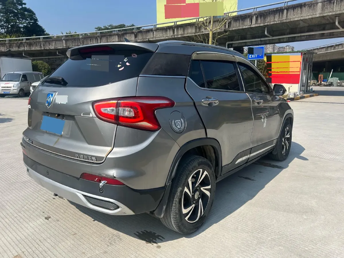 2017 HaiMa S5 Young Edition 1.6L 122HP L4 5MT,autocango,china used car exporter,china ev exporter,chinese used car exporter,chinese used ev exporter
