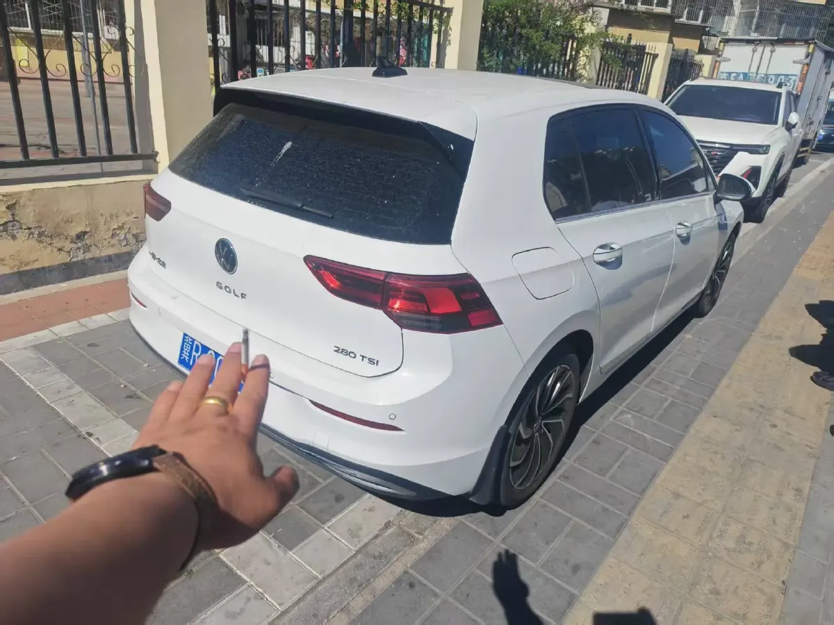 2021 Volkswagen Golf 1.4T 150HP L4 7DCT,autocango,china used car exporter,china ev exporter,chinese used car exporter,chinese used ev exporter