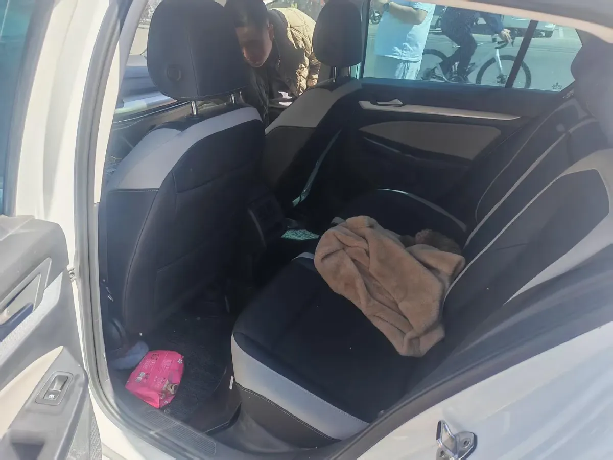 2021 Volkswagen Golf 1.4T 150HP L4 7DCT,autocango,china used car exporter,china ev exporter,chinese used car exporter,chinese used ev exporter