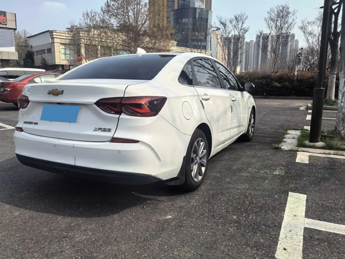 2021 Chevrolet Monza 1.5L 113HP L4 6AT,autocango,china used car exporter,china ev exporter,chinese used car exporter,chinese used ev exporter