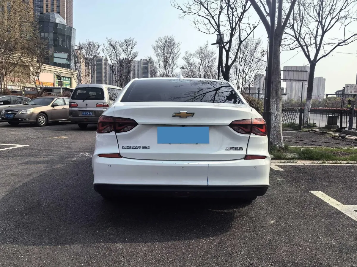 2021 Chevrolet Monza 1.5L 113HP L4 6AT,autocango,china used car exporter,china ev exporter,chinese used car exporter,chinese used ev exporter