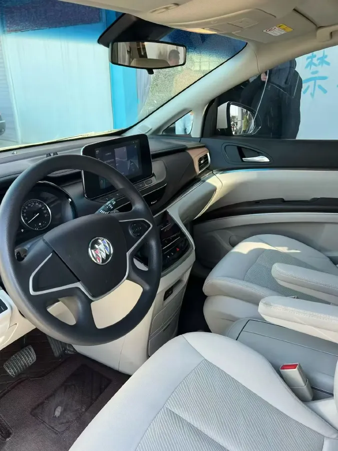 2021 Buick GL8 2.0T 237HP L4 9AT,autocango,china used car exporter,china ev exporter,chinese used car exporter,chinese used ev exporter