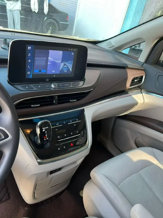 2021 Buick GL8 2.0T 237HP L4 9AT,autocango,china used car exporter,china ev exporter,chinese used car exporter,chinese used ev exporter