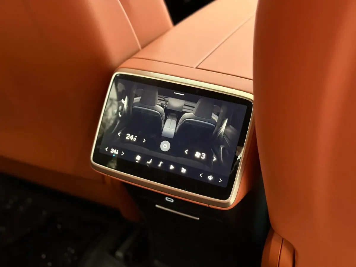 2024 ONVO L60 BEV 85KWH,autocango,china used car exporter,china ev exporter,chinese used car exporter,chinese used ev exporter