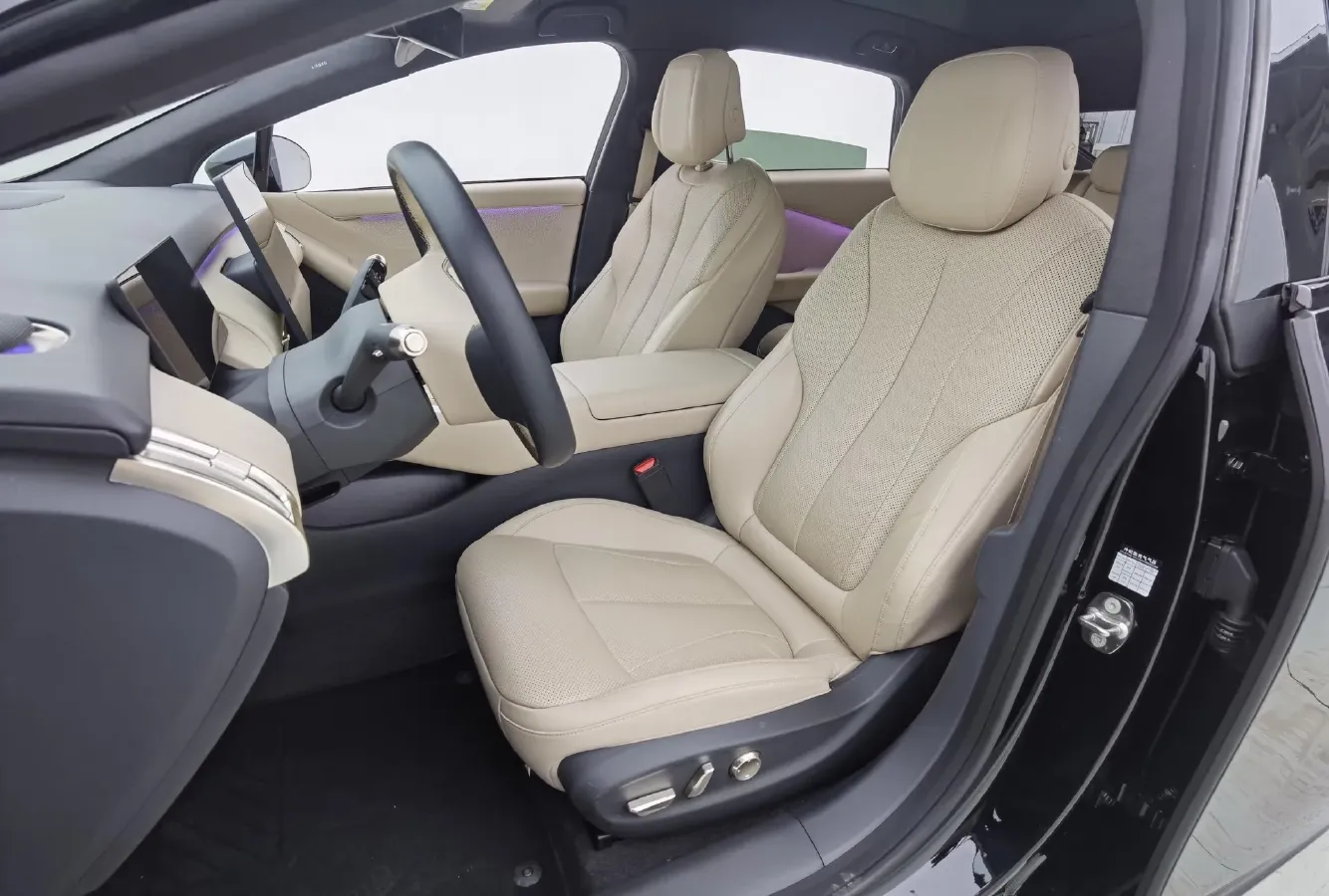 2024 Xpeng P7+ BEV 60.7KWH,autocango,china used car exporter,china ev exporter,chinese used car exporter,chinese used ev exporter