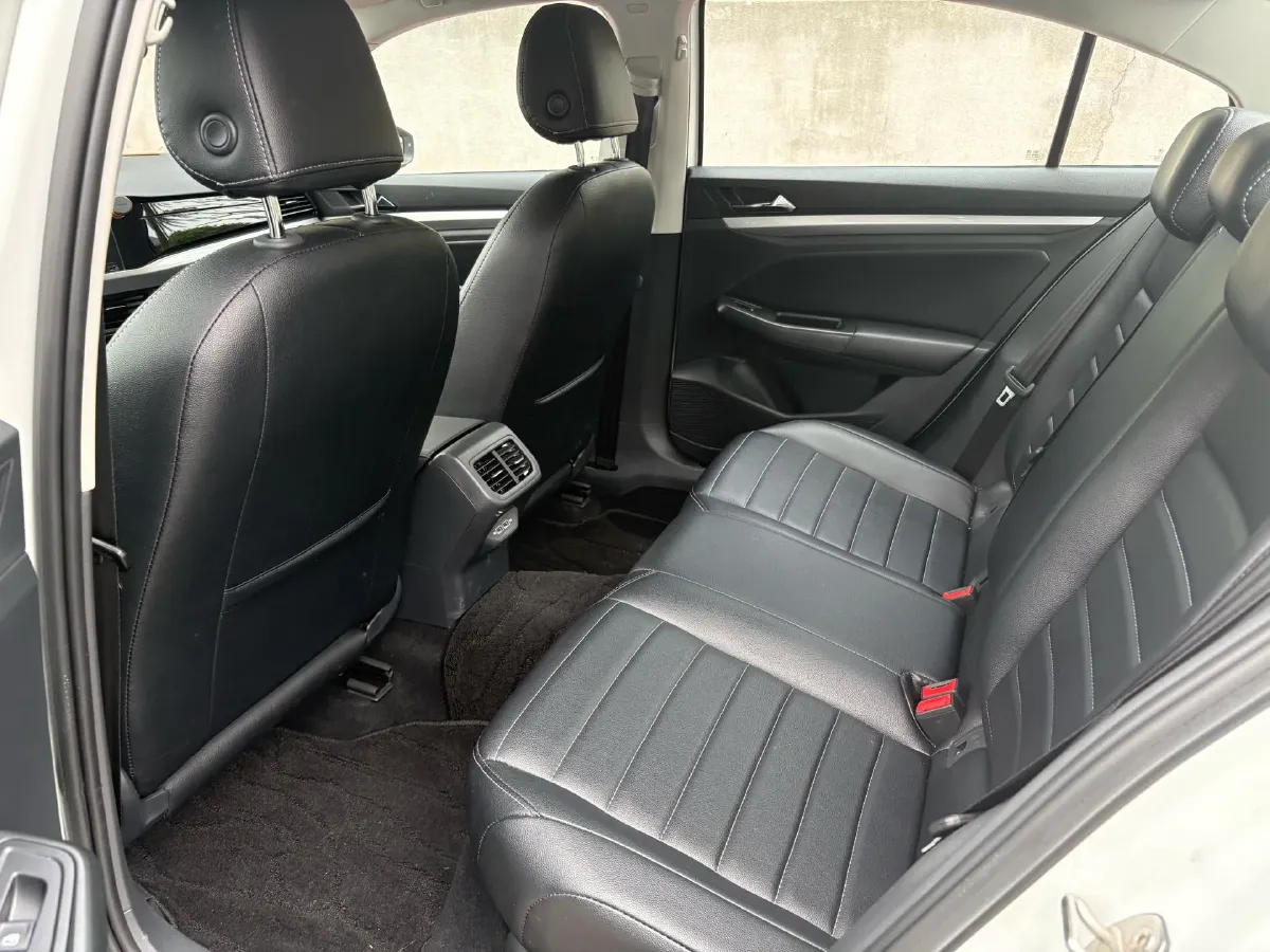 2020 Volkswagen Bora 1.5L 113HP L4 6AT,autocango,china used car exporter,china ev exporter,chinese used car exporter,chinese used ev exporter