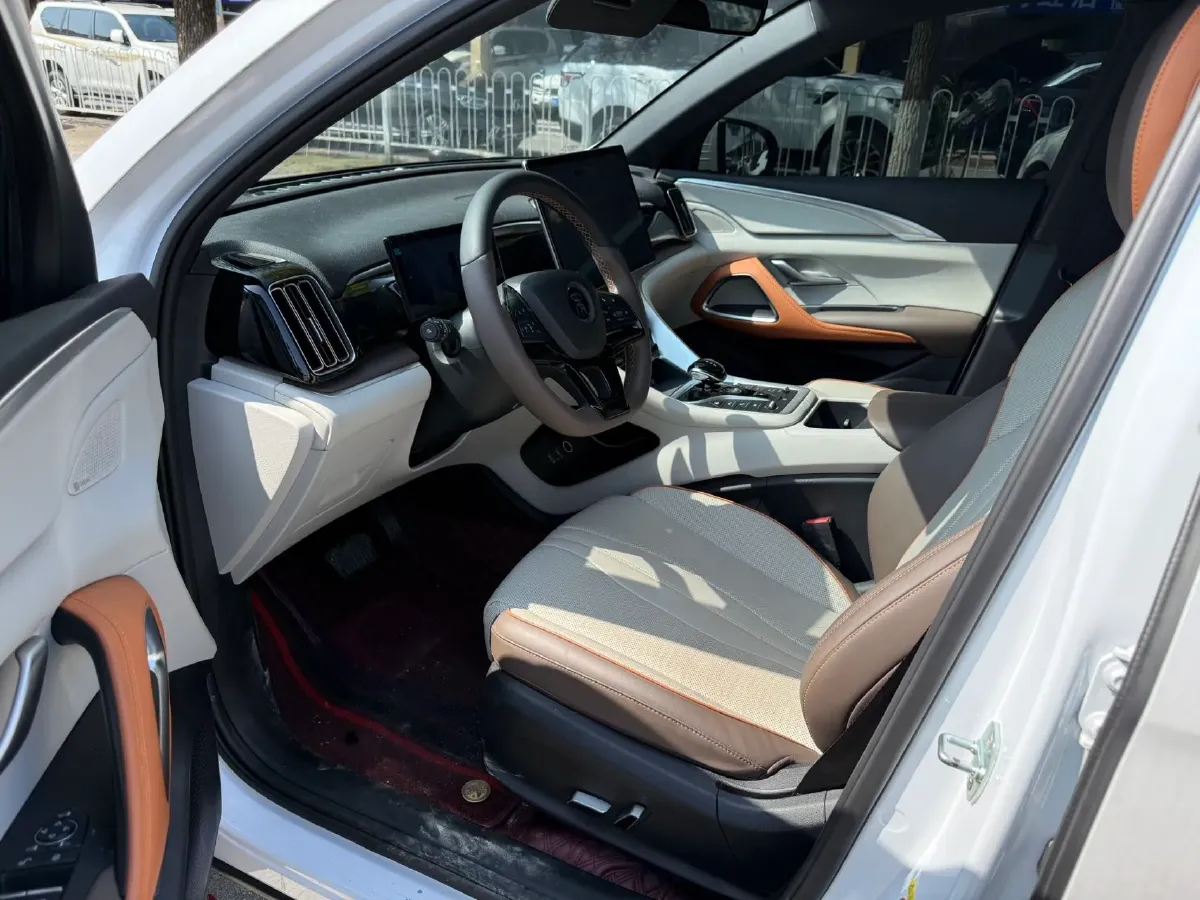 2022 Geely JiaJi 1.5T 177HP L3 7DCT PHEV 15.5KWH,autocango,china used car exporter,china ev exporter,chinese used car exporter,chinese used ev exporter