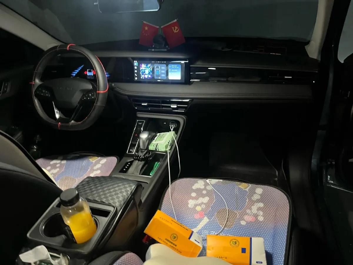 2026 Roewe i5 1.5L 129HP L4 CVT,autocango,china used car exporter,china ev exporter,chinese used car exporter,chinese used ev exporter