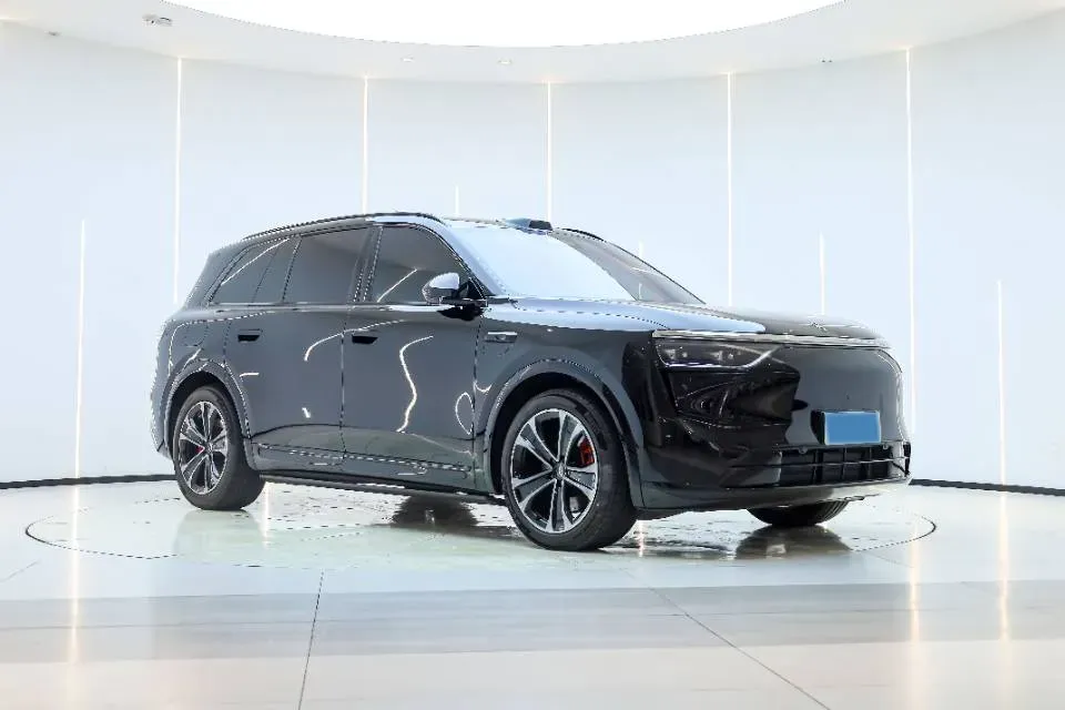 2025 AITO AITO M8 REEV 160HP REEV 53.4KWH,autocango,china used car exporter,china ev exporter,chinese used car exporter,chinese used ev exporter