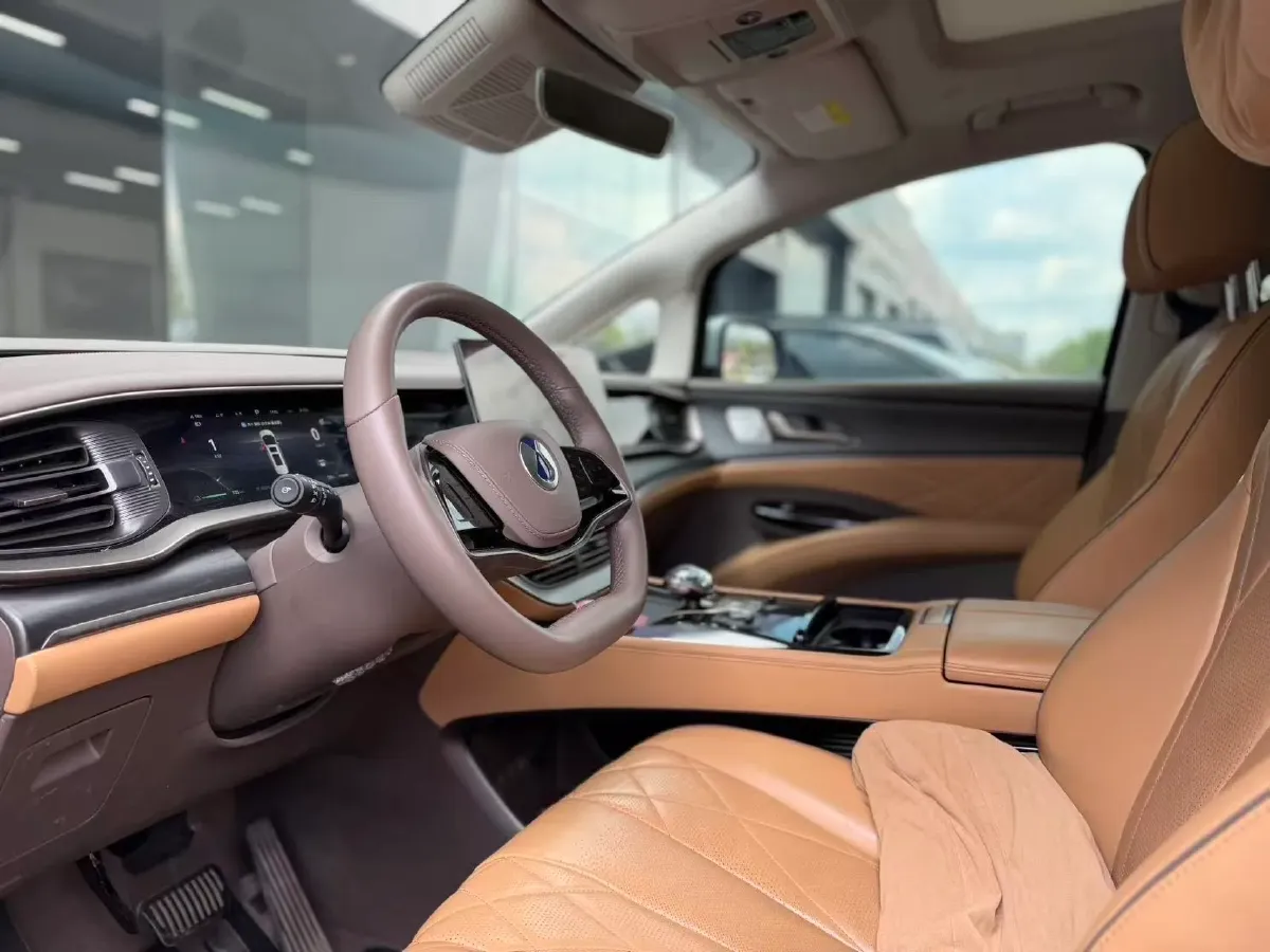 2022 Mercedes-Benz GLC Class 2.0T 197HP L4 9AT,autocango,china used car exporter,china ev exporter,chinese used car exporter,chinese used ev exporter